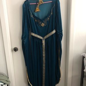 Medieval dress